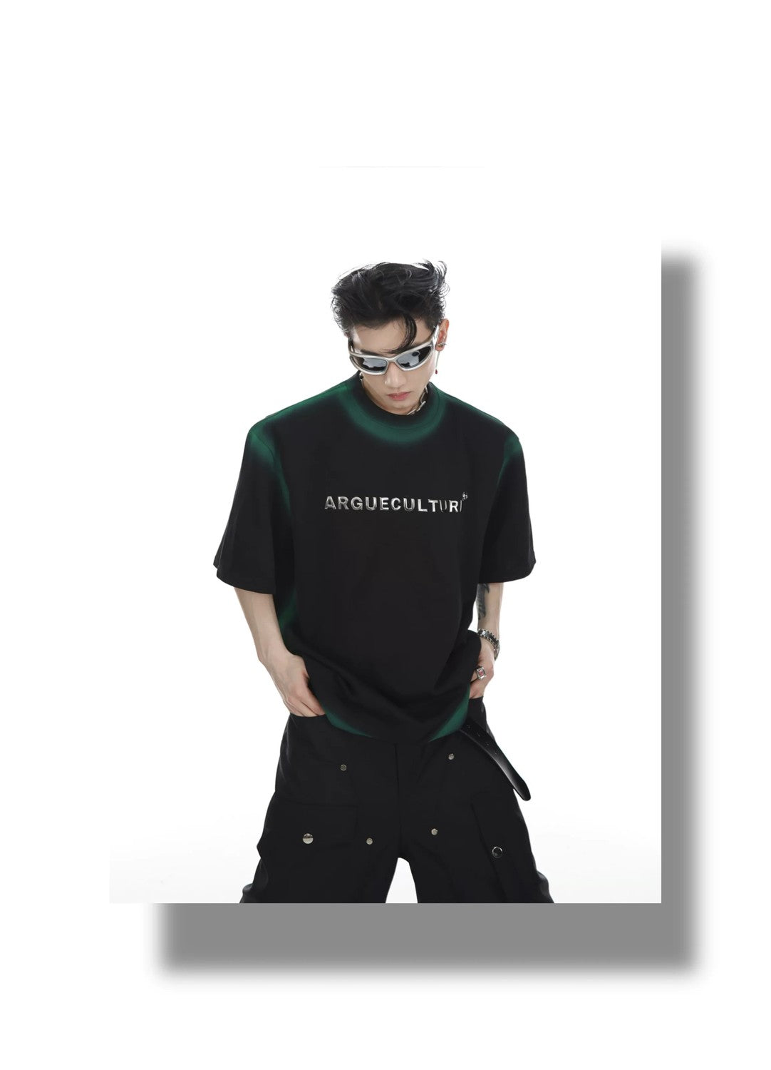 desc::gradient-metal-print-shoulder-pad-tech-tee-detail-img-9