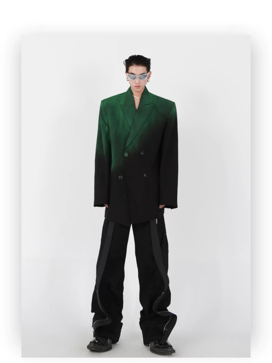 desc::gradient-oversized-padded-shoulder-streetwear-blazer-detail-img-13