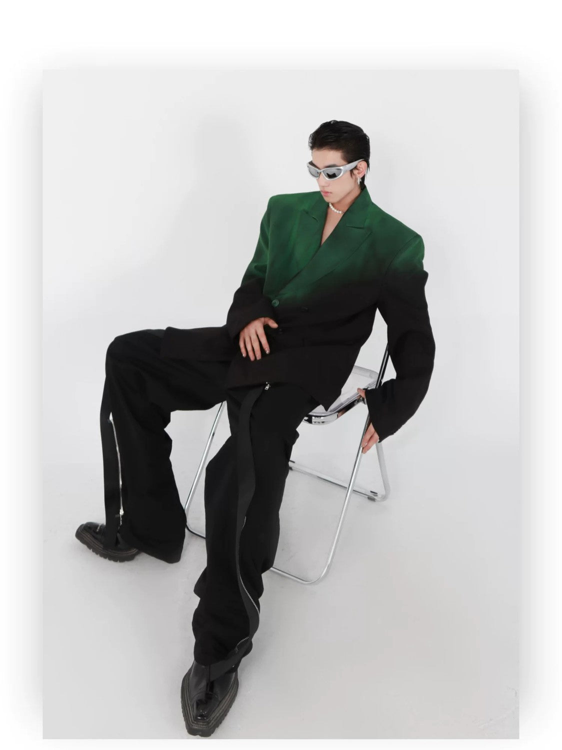 desc::gradient-oversized-padded-shoulder-streetwear-blazer-detail-img-8