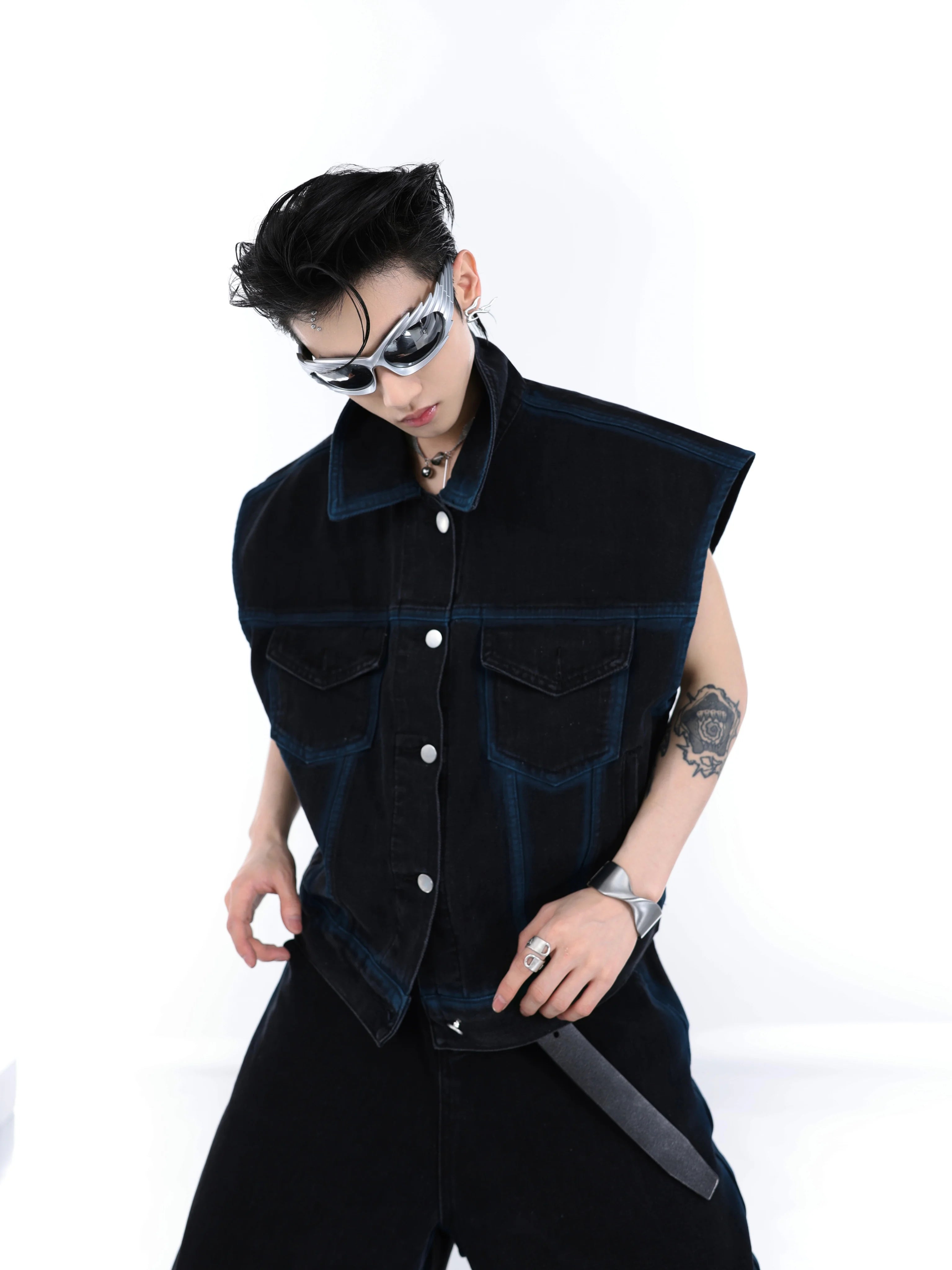 gradient-spray-paint-sleeveless-denim-set-for-men-black-pants