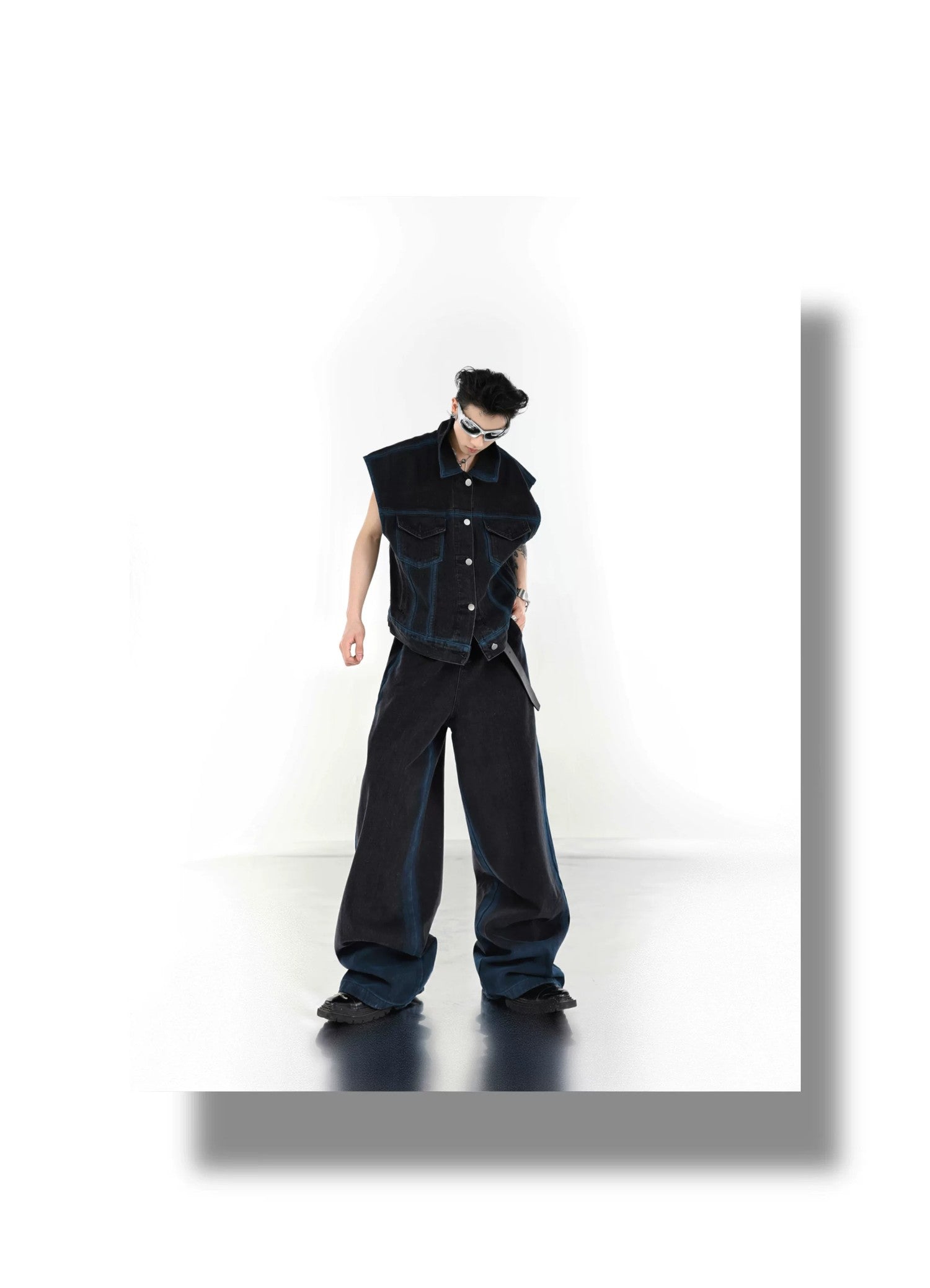 desc::gradient-spray-paint-sleeveless-denim-set-for-men-detail-img-14