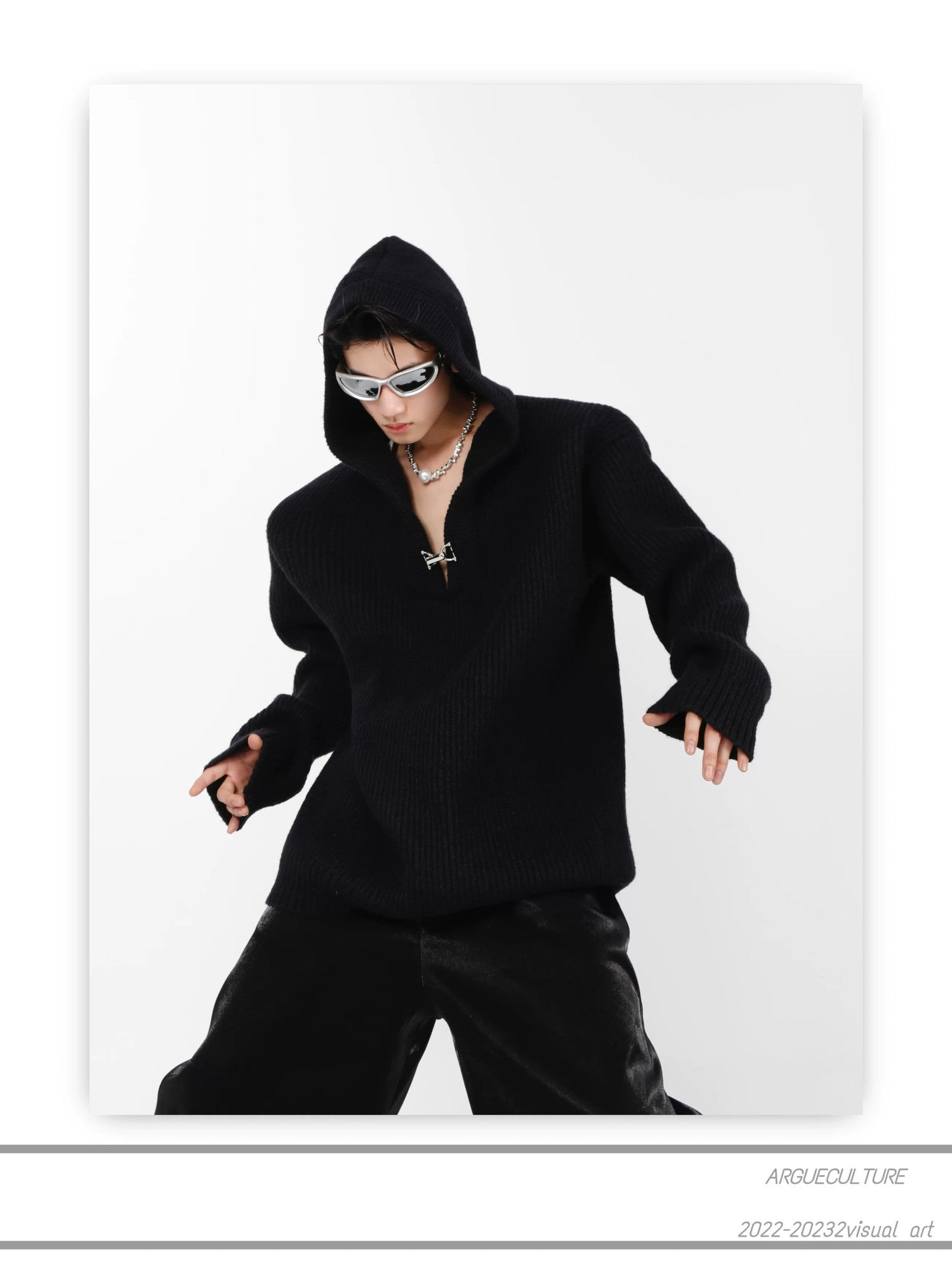 desc::heavyweight-knit-hoodie-oversized-minimalist-streetwear-detail-img-7