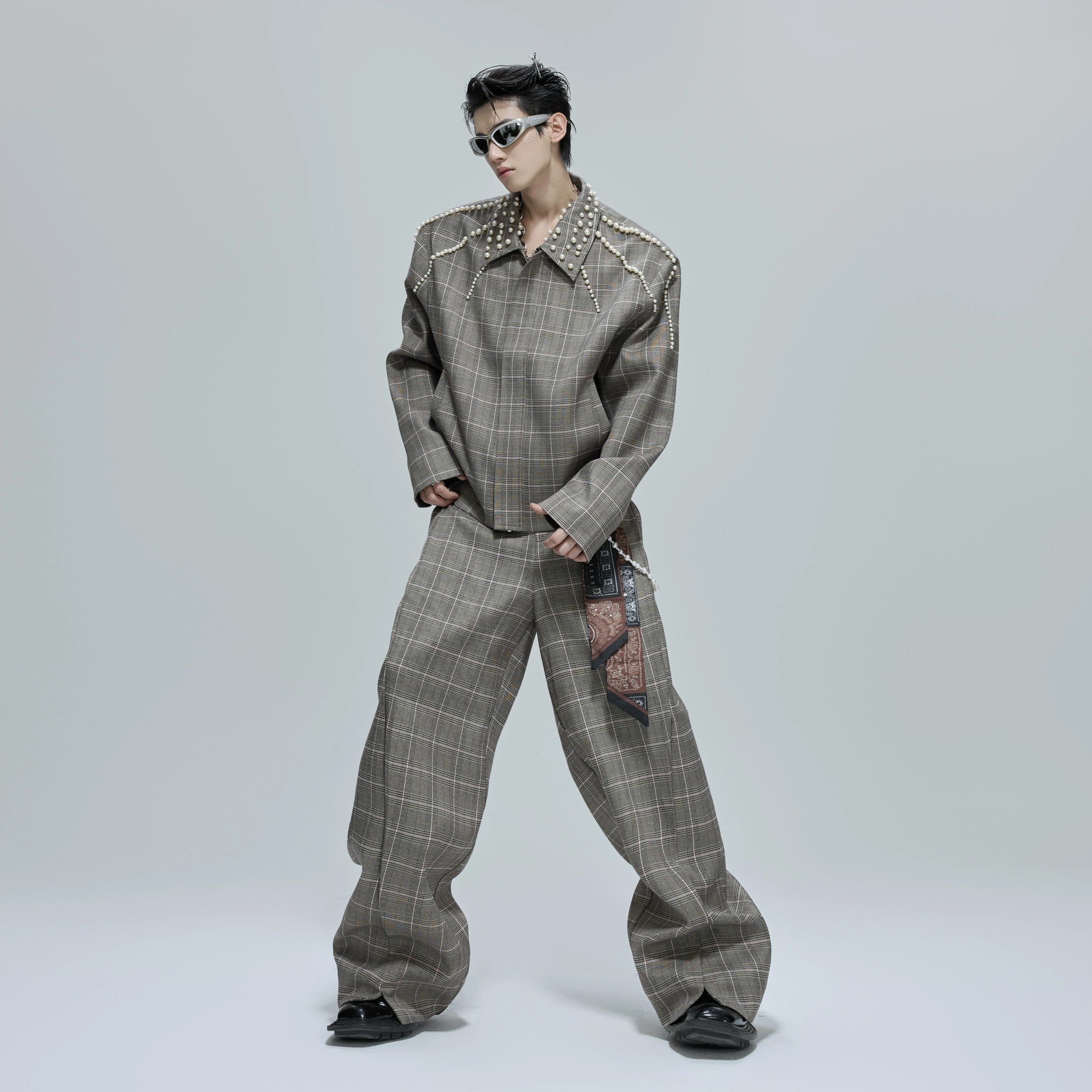 Unisex houndstooth cropped jacket and trousers set in brown