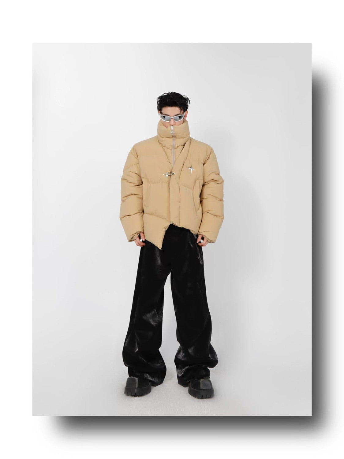 desc::irregular-cropped-puffer-jacket-with-metal-details-detail-img-4