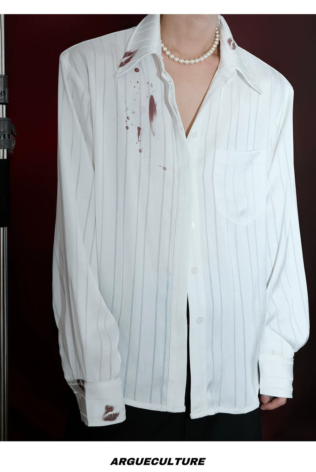 desc::lipstick-print-striped-button-down-streetwear-shirt-detail-img-11