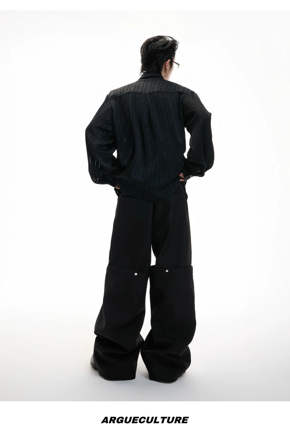 desc::lipstick-print-striped-button-down-streetwear-shirt-detail-img-13