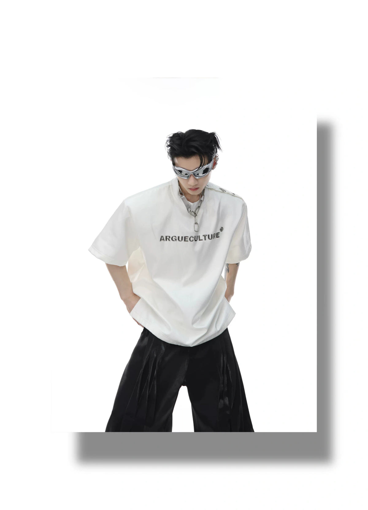 Liquid Finish Padded Shoulder Graphic T-Shirt - detail image 15