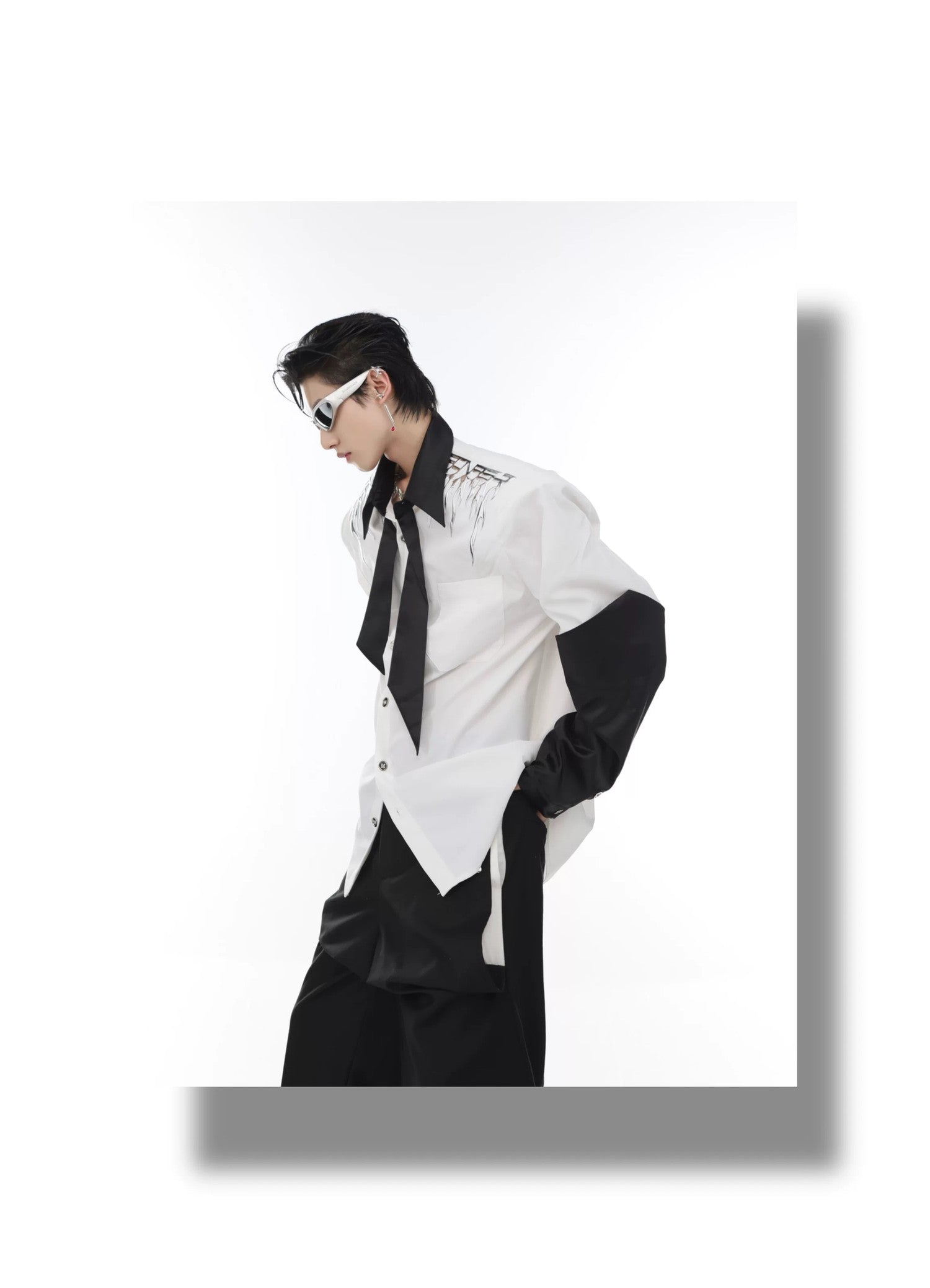 desc::liquid-metal-shoulder-pad-oversized-shirt-jacket-detail-img-10