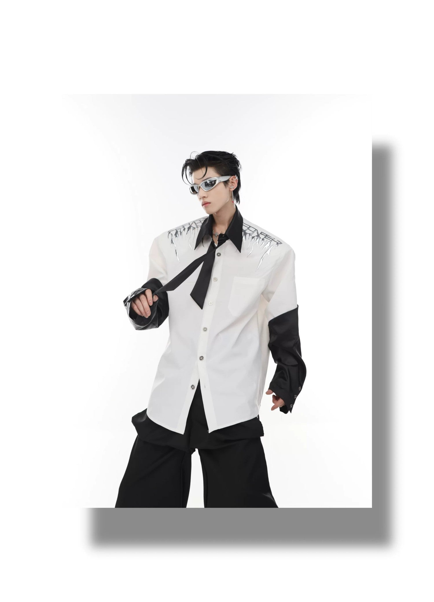 desc::liquid-metal-shoulder-pad-oversized-shirt-jacket-detail-img-4