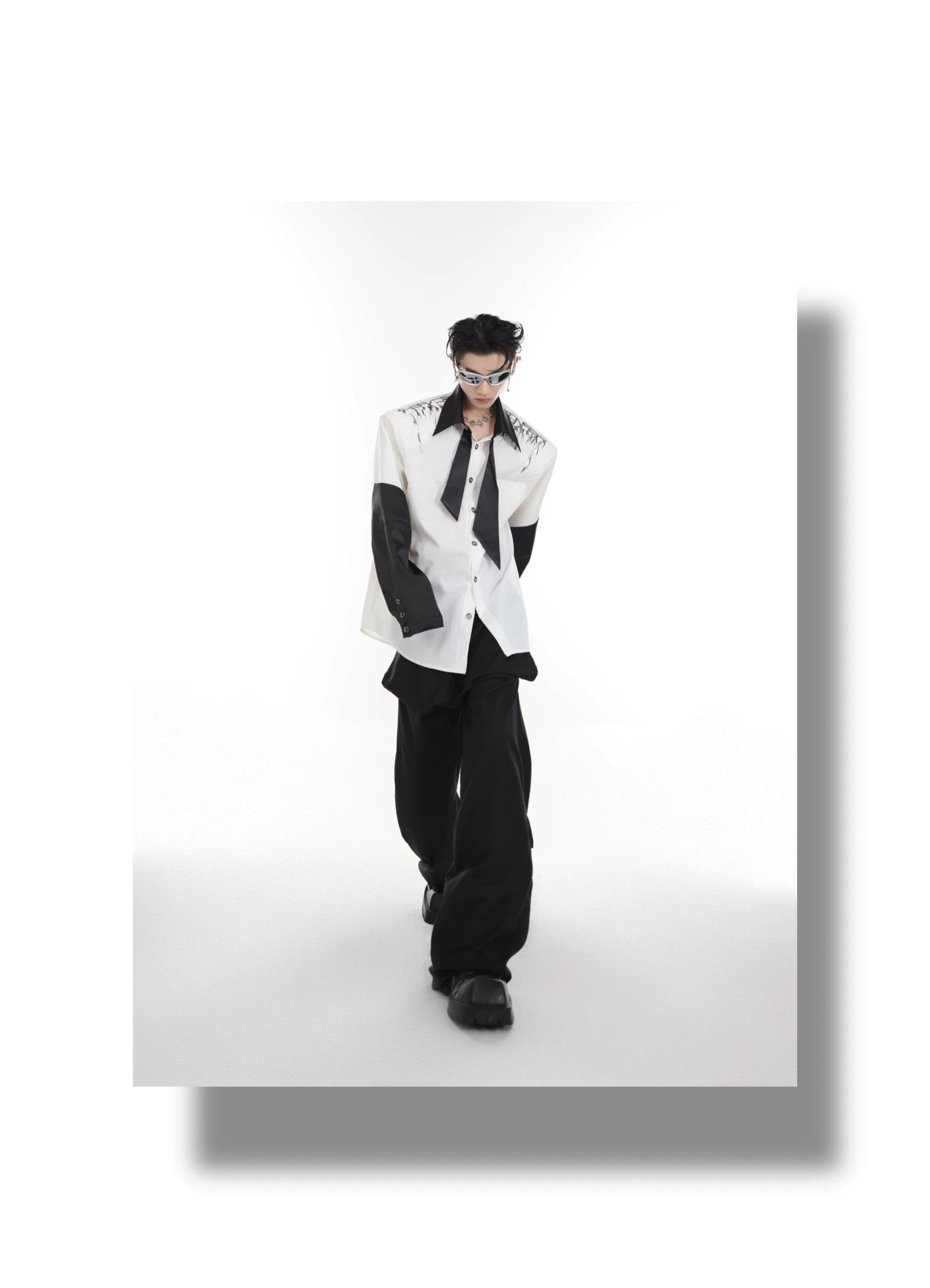 desc::liquid-metal-shoulder-pad-oversized-shirt-jacket-detail-img-6