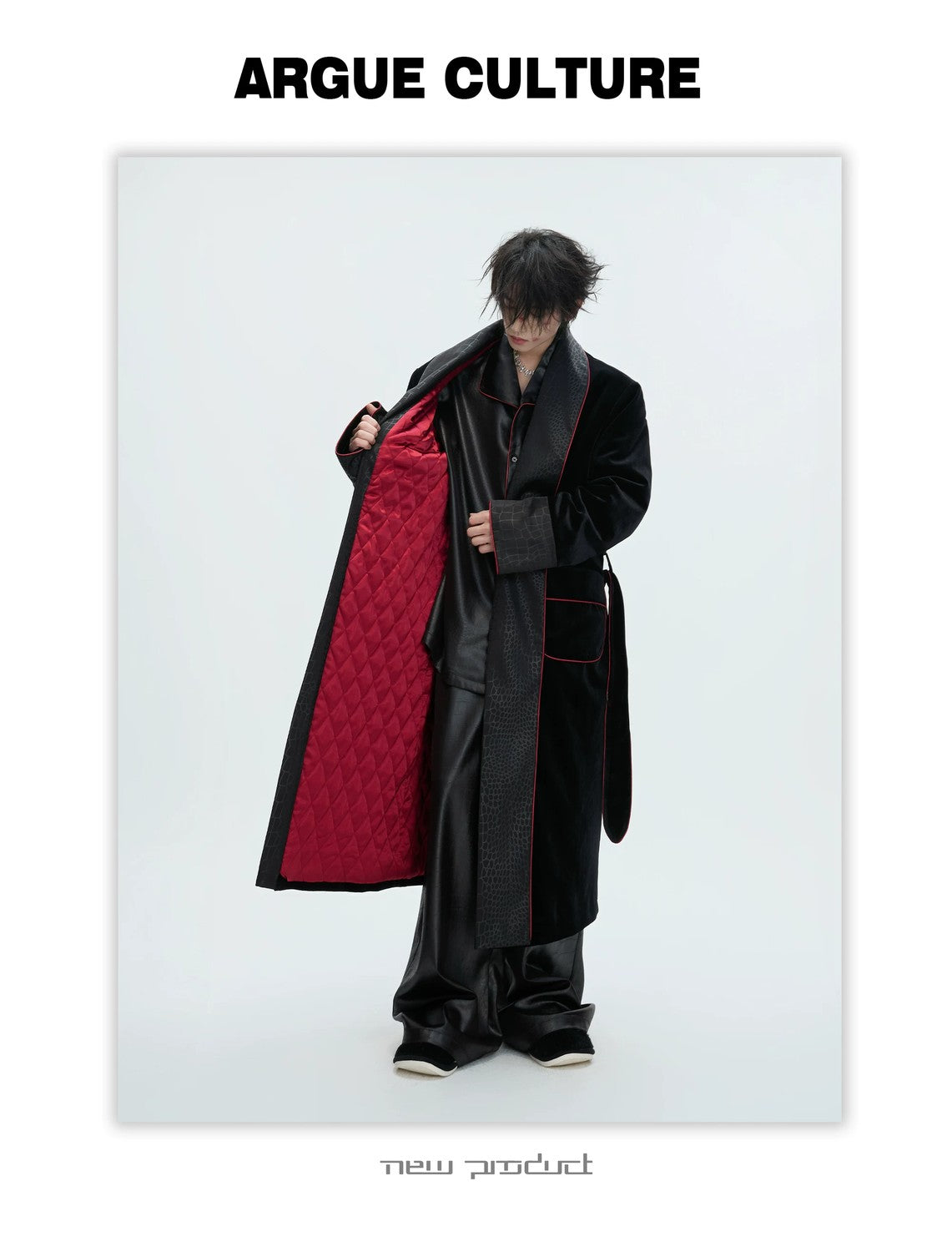 desc::luxury-velvet-padded-robe-mens-streetwear-loungewear-detail-img-3