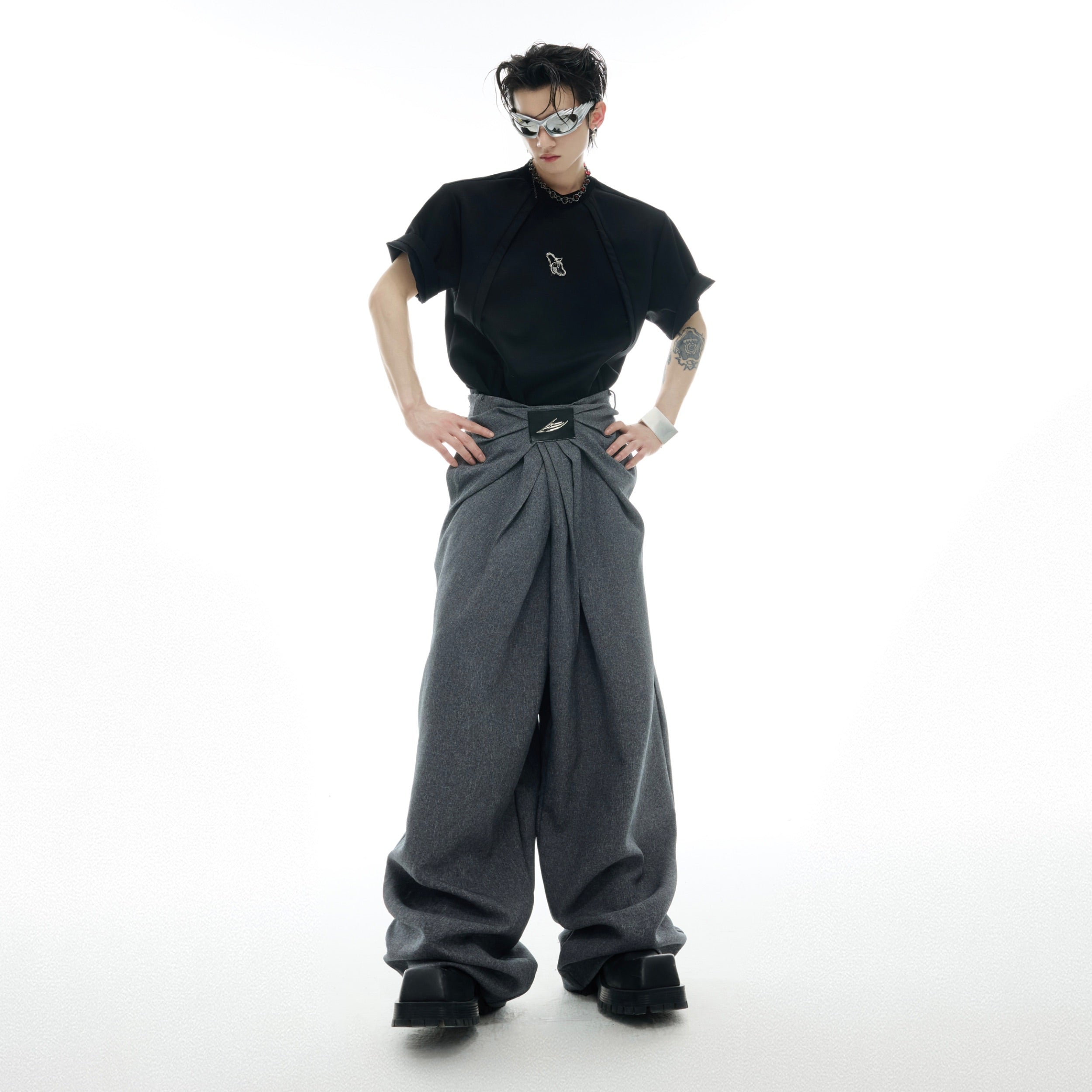 Vintage French pleat trousers with innovative waist construction redefining traditional tailoring