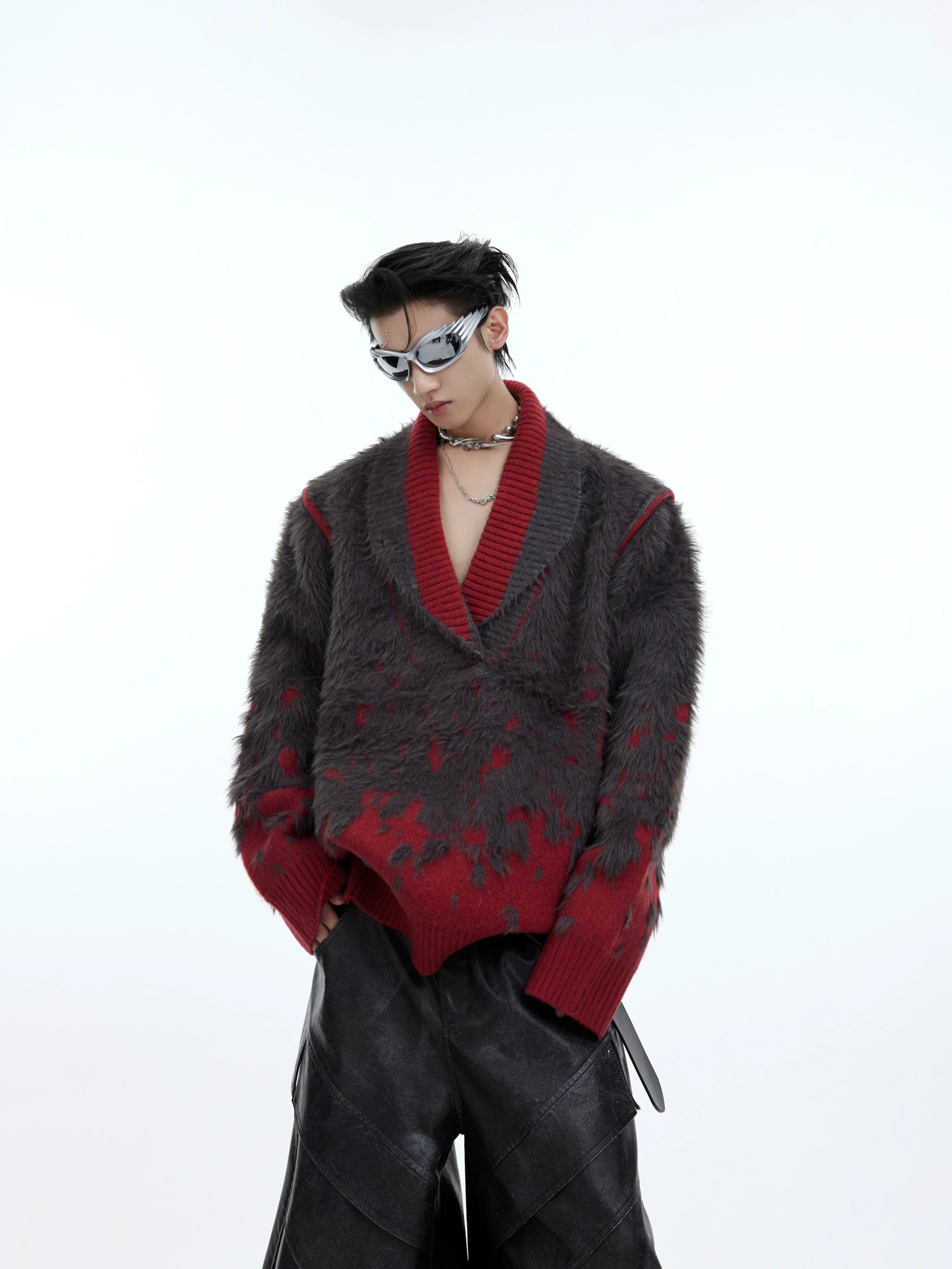 Oversized V-neck gradient sweater with asymmetrical patchwork collar, showcasing winter knit texture and ombré effect