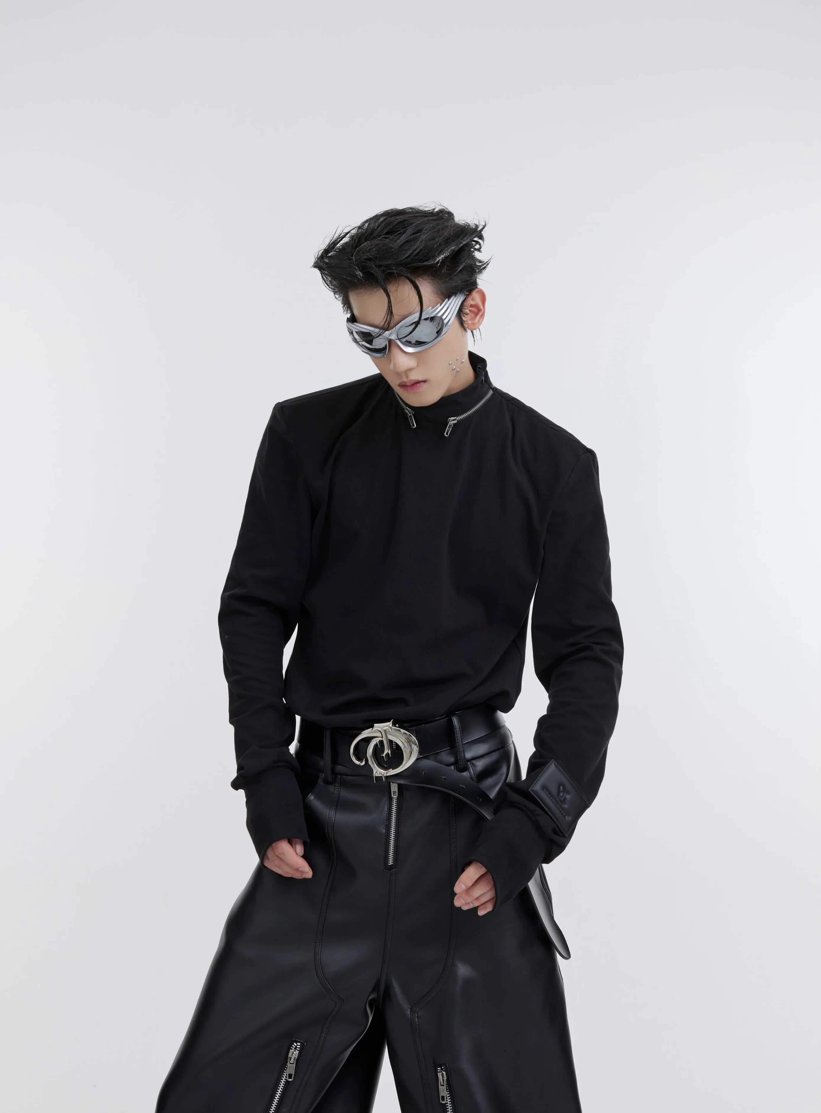 Front view of slim-fit t-shirt featuring a striking metal zipper and stand collar design, perfect for urban streetwear looks