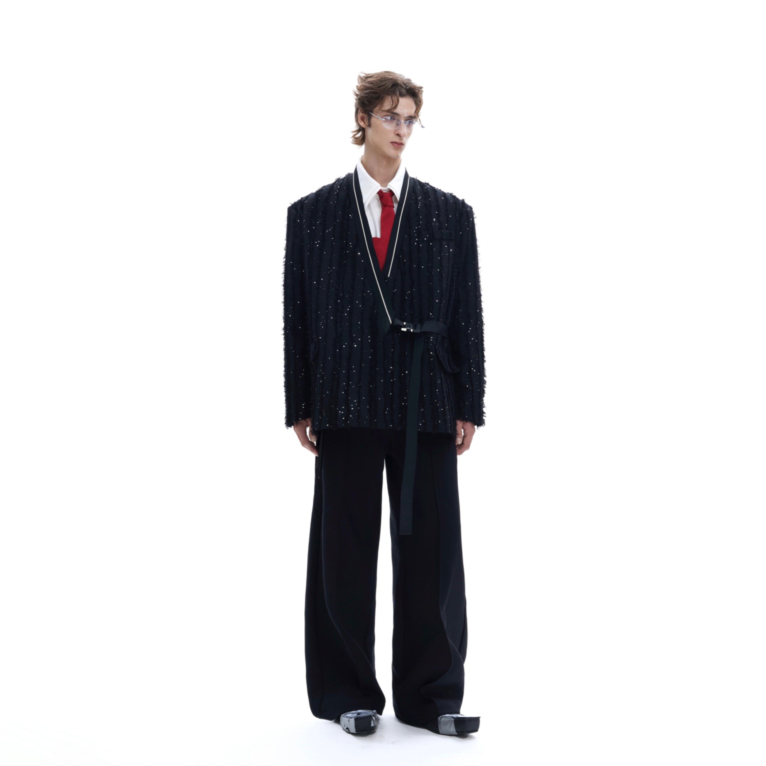 Styling example of the heavy texture fringe blazer layered for maximum urban fashion impact
