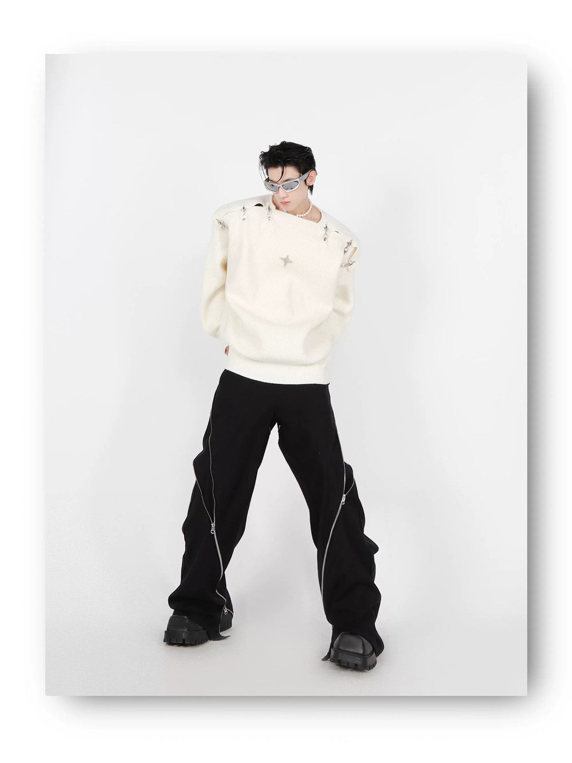 desc::metal-buckle-cutout-knit-sweater-streetwear-pullover-detail-img-10