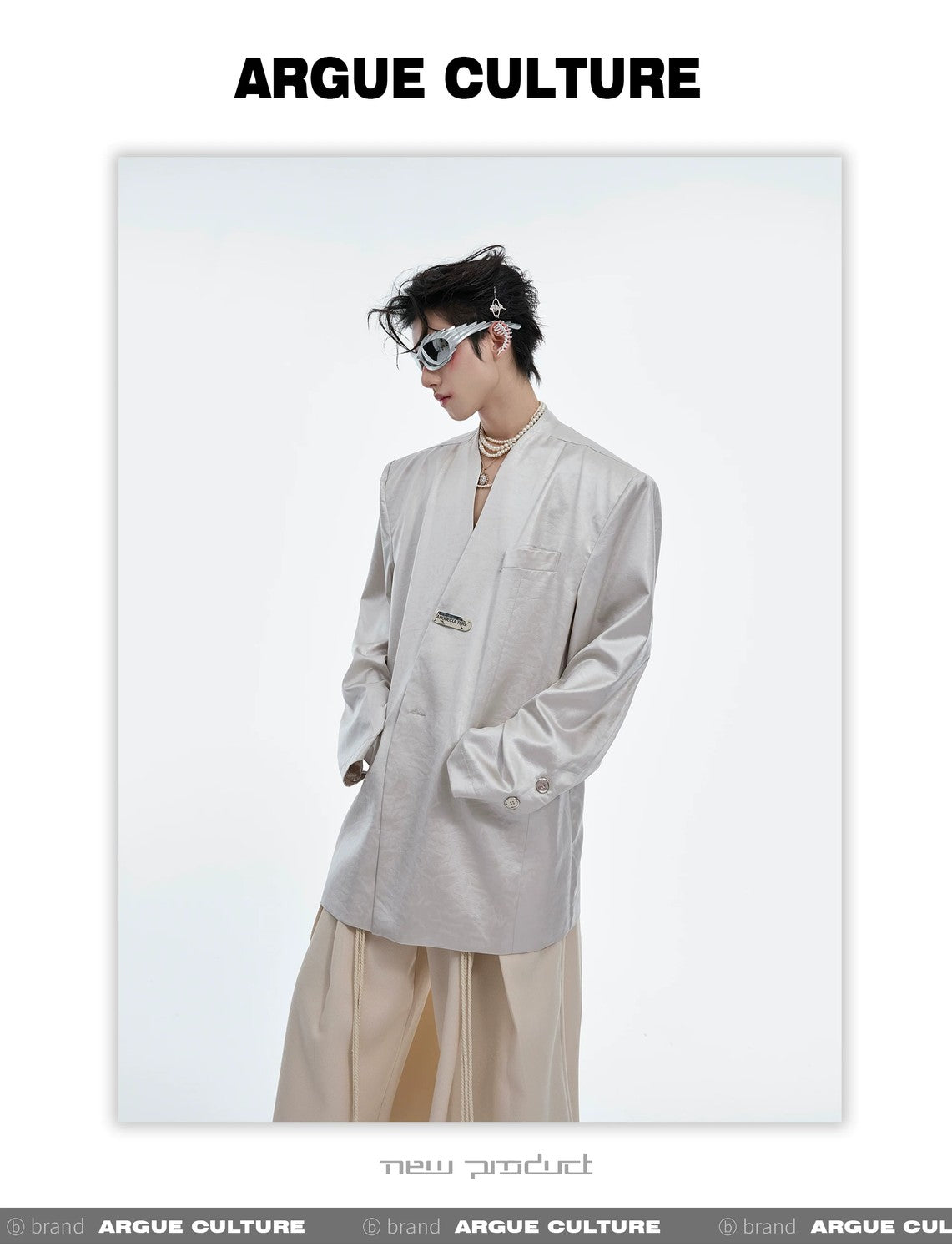 desc::metallic-liquid-texture-collarless-oversized-blazer-detail-img-2