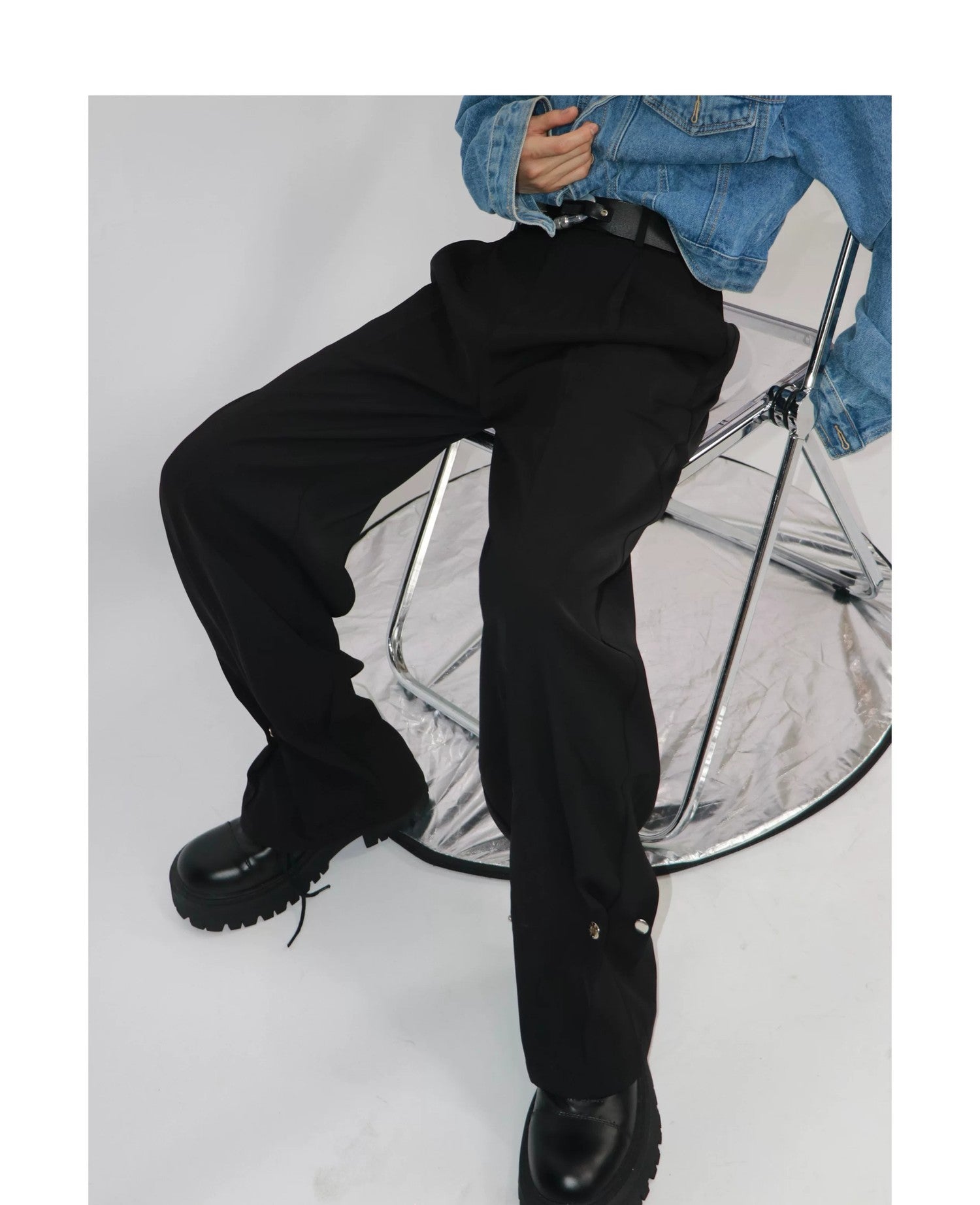 desc::minimalist-metal-button-straight-leg-trousers-detail-img-11