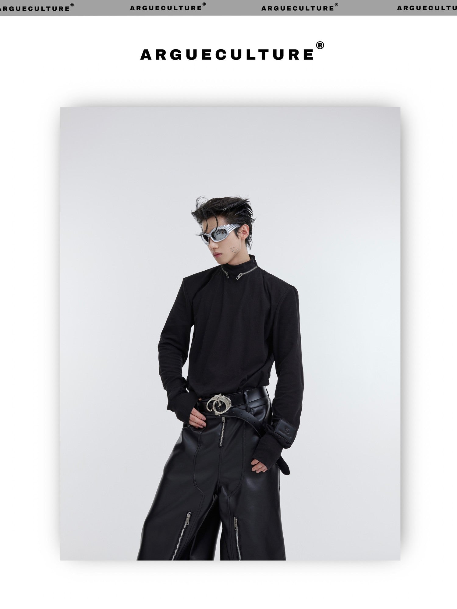 desc::mock-neck-zip-padded-undershirt-slim-streetwear-top-detail-img-3