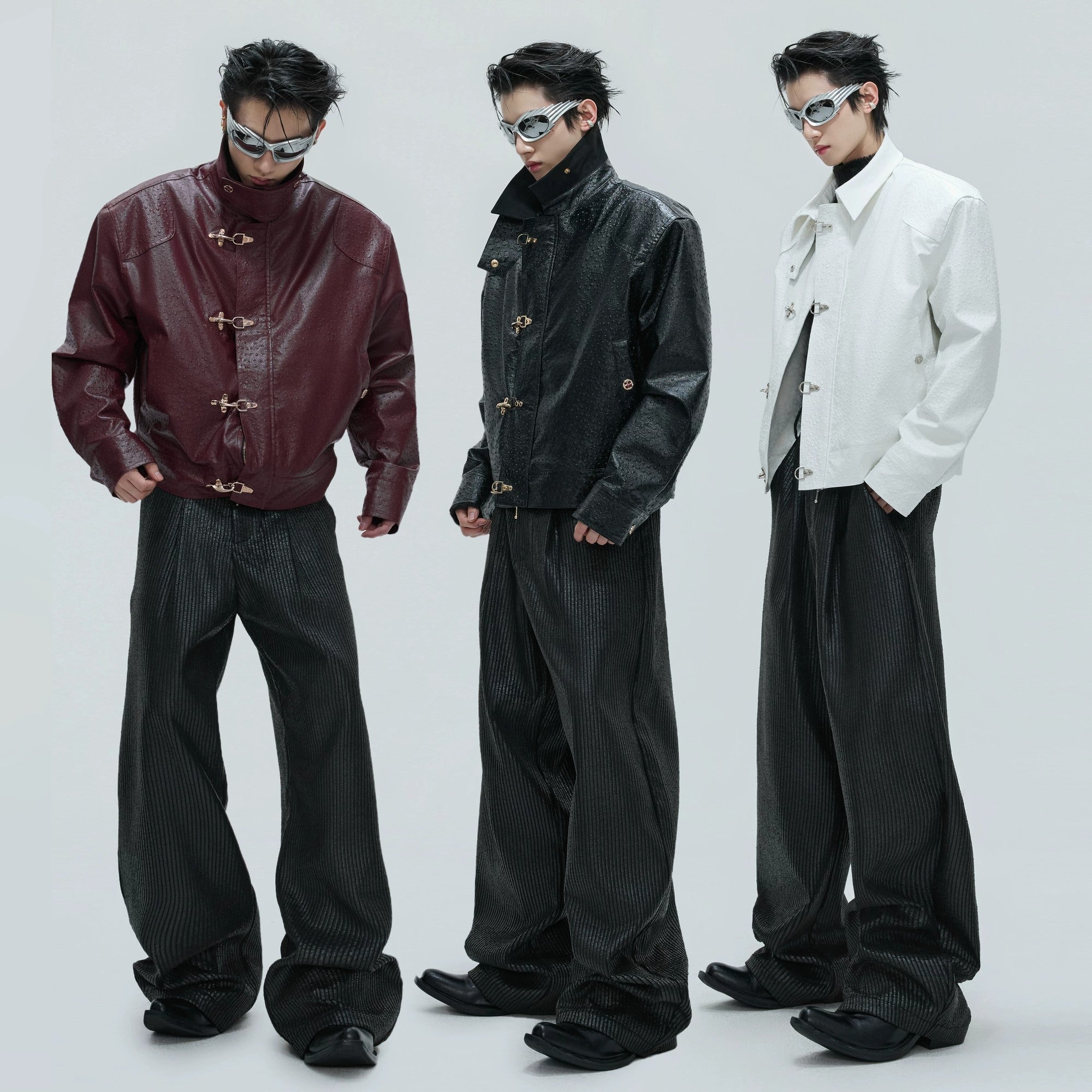 Detail shot of the premium ostrich pattern leather and plush fleece lining.