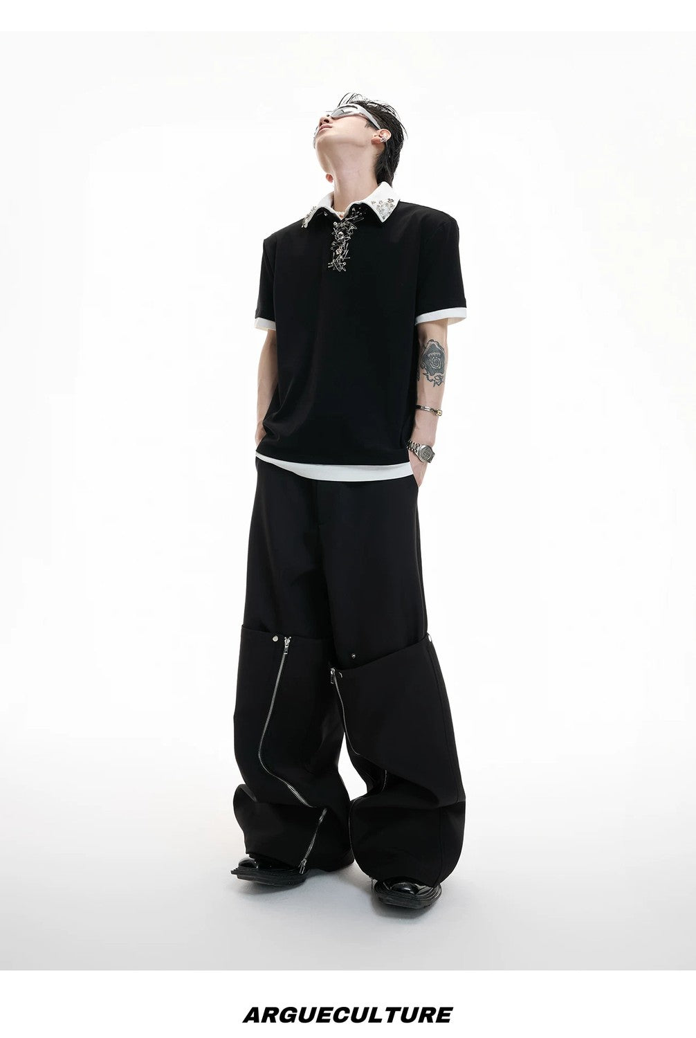 desc::oversized-contrast-collar-pin-tee-unisex-streetwear-detail-img-12