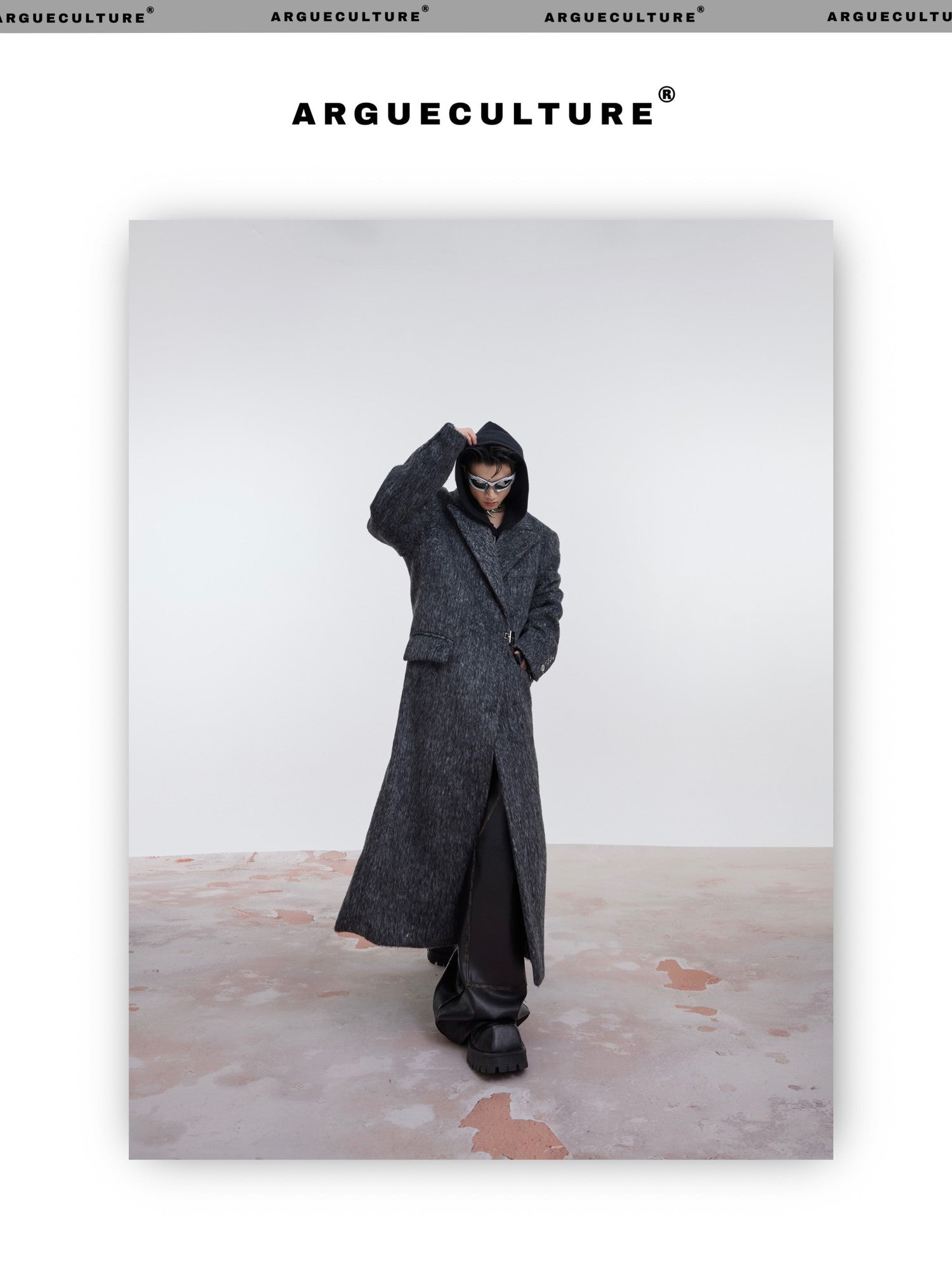 desc::oversized-shoulder-pad-wool-trench-coat-with-metal-buckle-detail-img-1