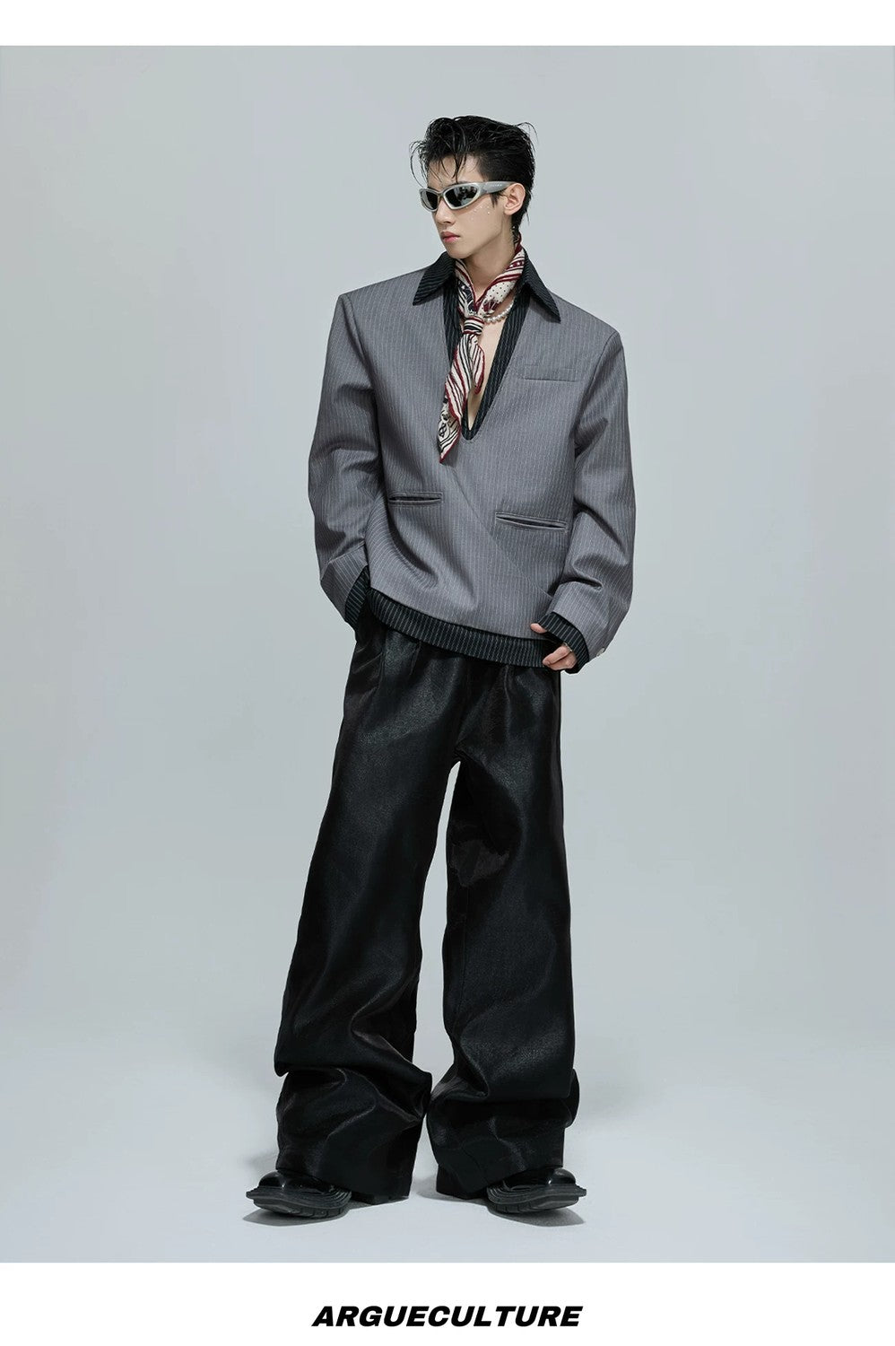 desc::oversized-striped-faux-two-piece-blazer-jacket-detail-img-10