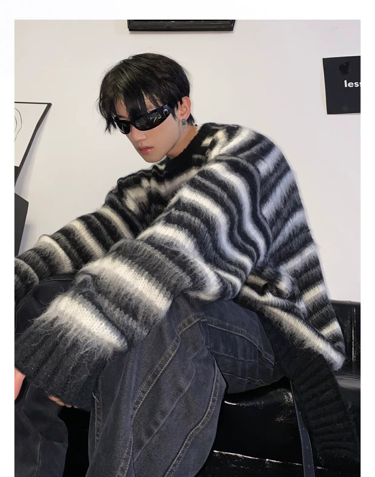 desc::oversized-striped-mohair-sweater-mens-loose-knit-pullover-detail-img-11