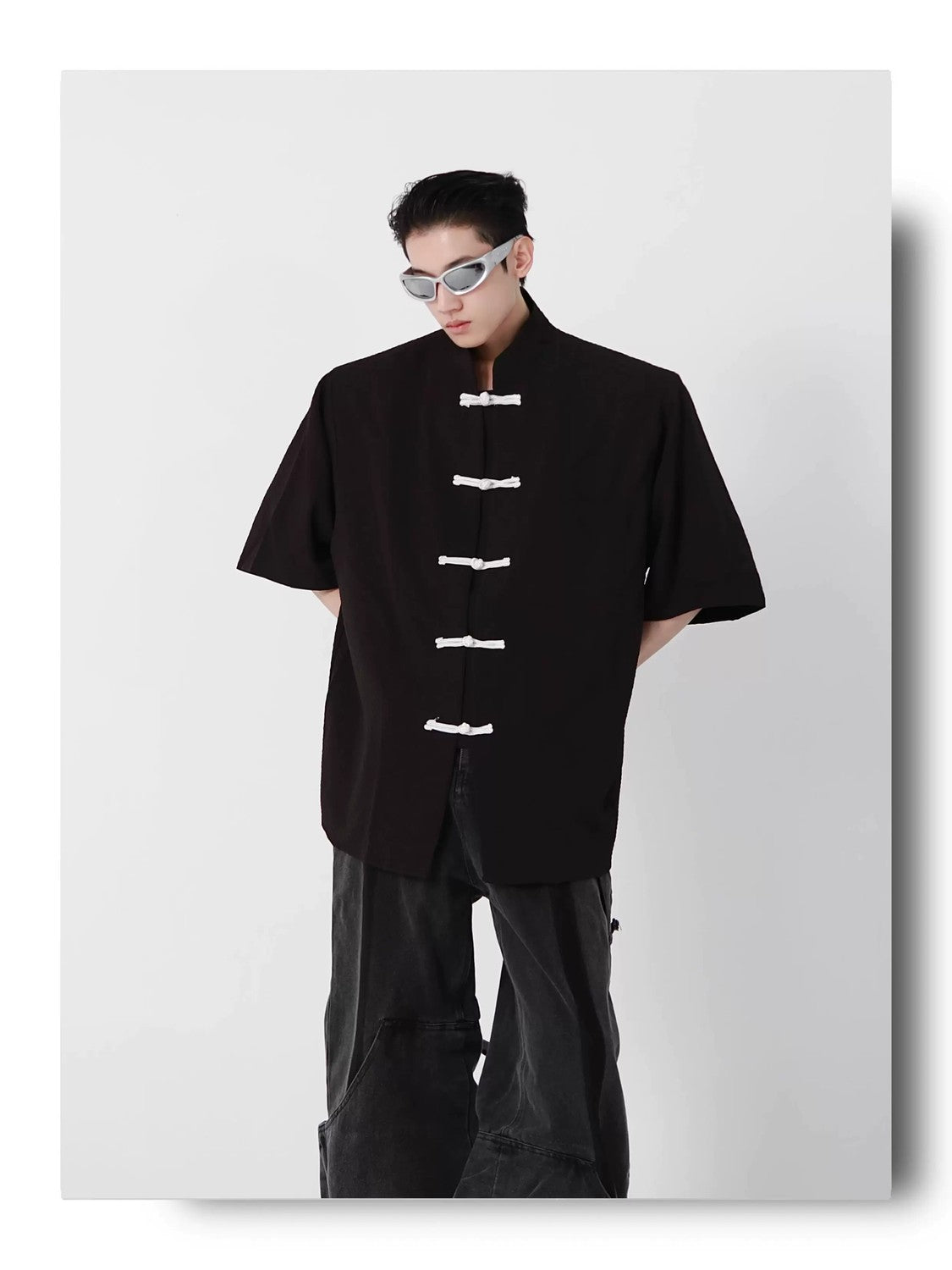 desc::padded-shoulder-chinese-frog-button-streetwear-tee-detail-img-8