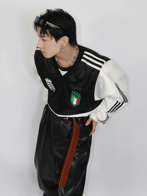 Detail of the premium cotton blend fabric and crewneck design