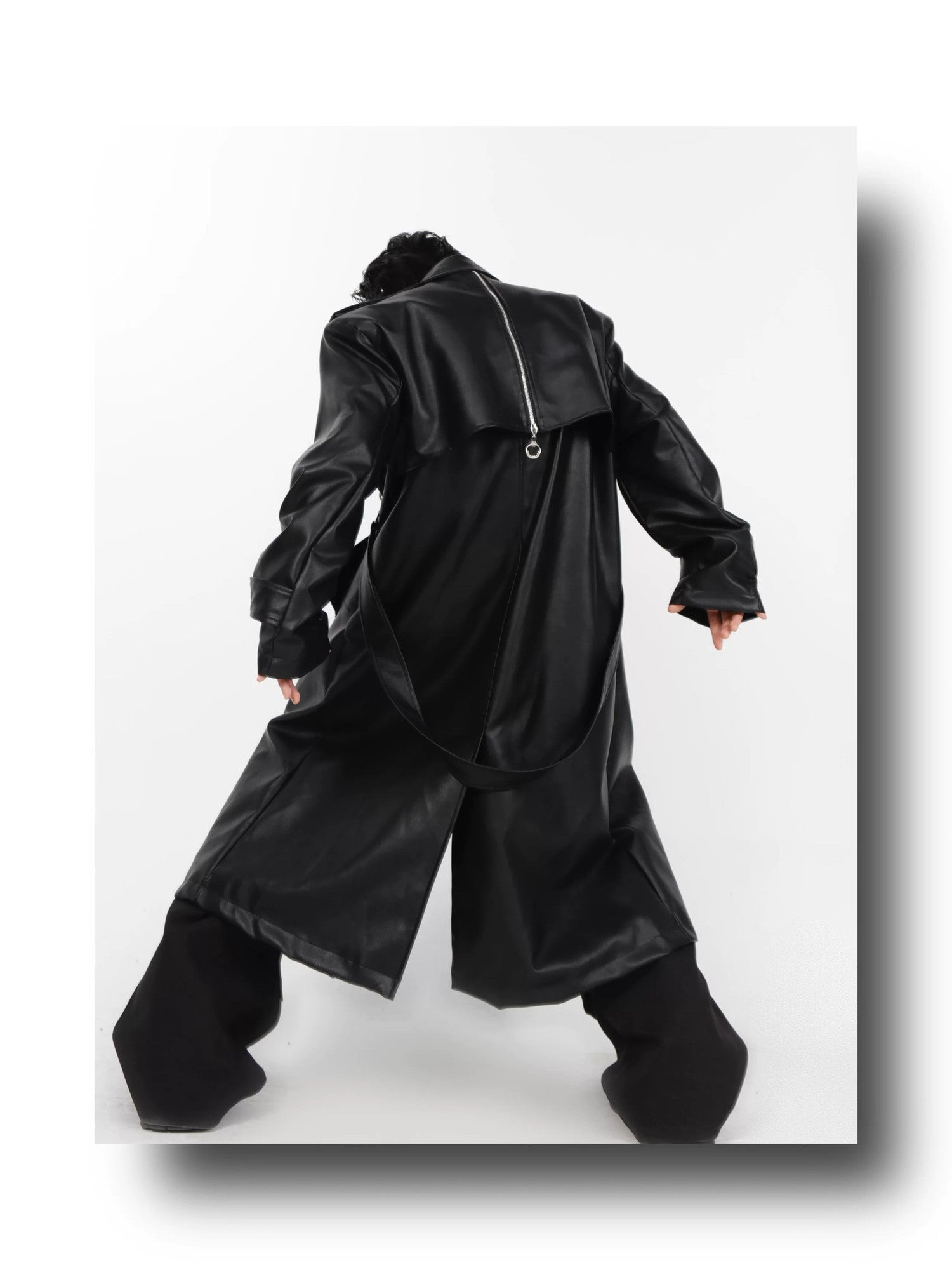 desc::padded-shoulder-pu-leather-trench-coat-with-metal-details-detail-img-2