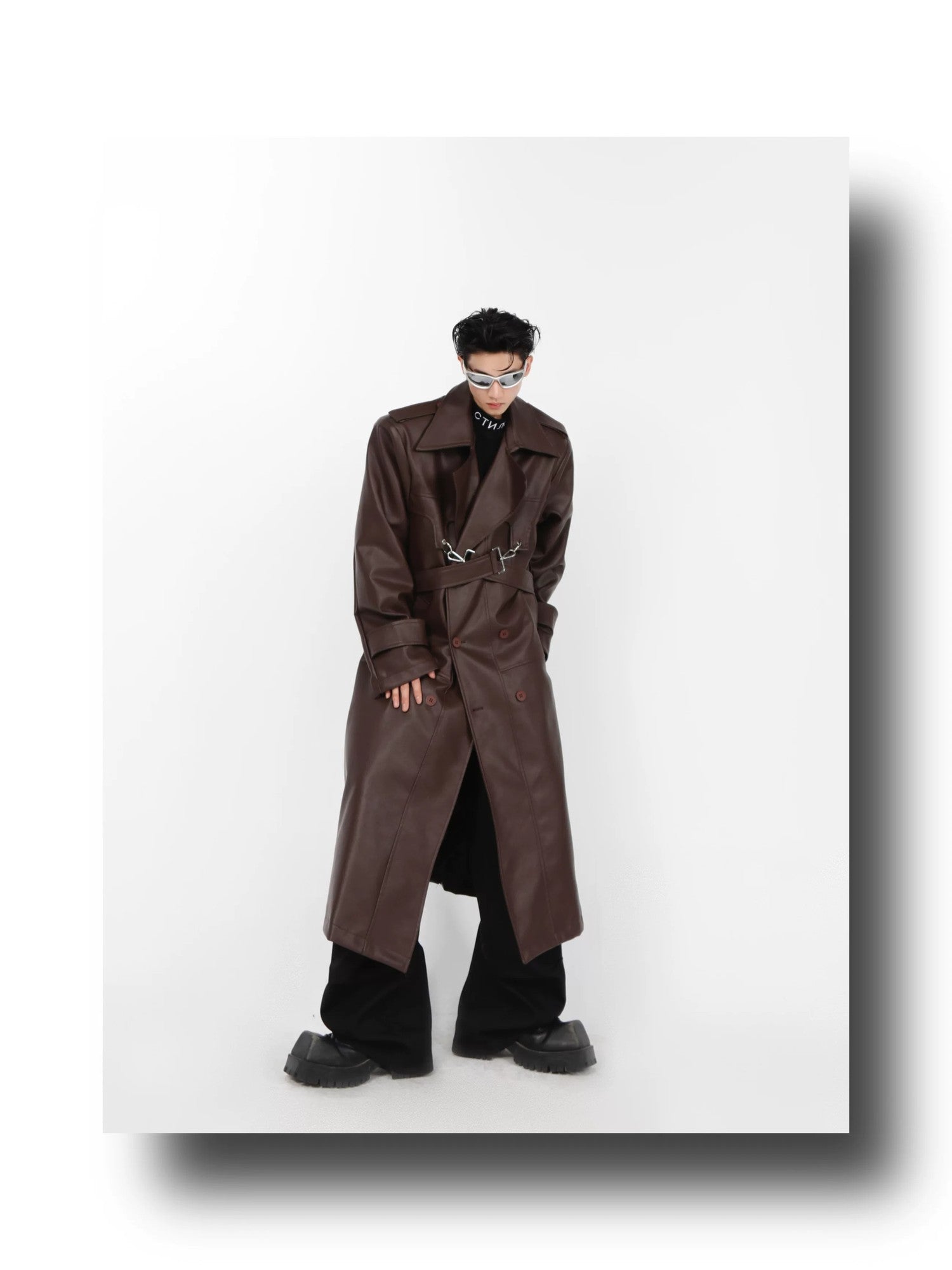 desc::padded-shoulder-pu-leather-trench-coat-with-metal-details-detail-img-4