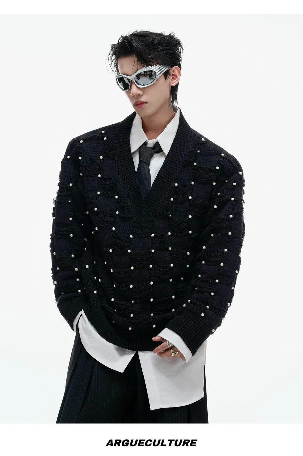 desc::pearl-embellished-v-neck-deconstructed-knit-sweater-detail-img-11