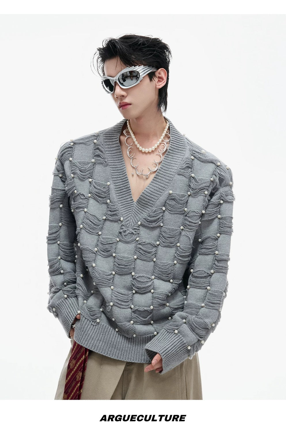 desc::pearl-embellished-v-neck-deconstructed-knit-sweater-detail-img-14