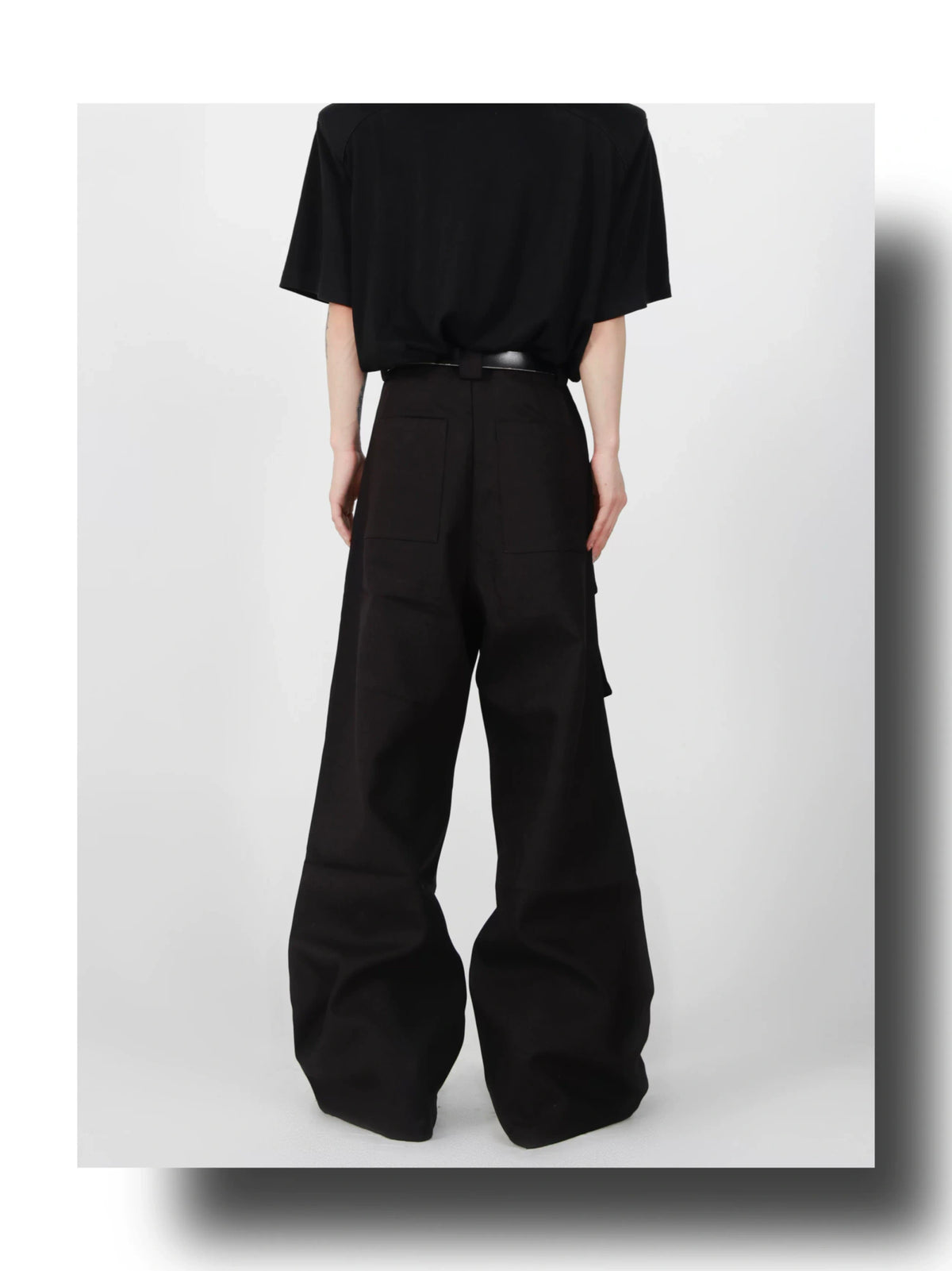 Pleated Wide-Leg Cargo Trousers in Gray or Black - detail image 14