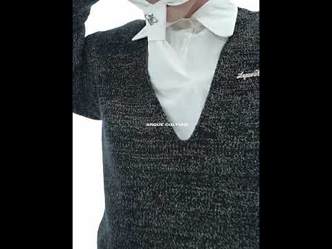 360-degree video showing the deconstructed tie-shirt knit sweater's unique features and loose fit styling