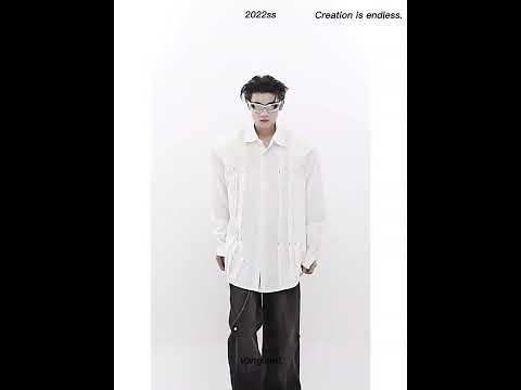 Video showing 360-degree view and key features of crocodile-textured PU leather streetwear jacket