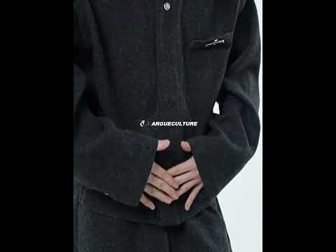 Relaxed Cotton-Wool Cropped Jacket with Metal Logo video