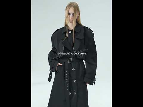 360-degree video showcase of the vintage deconstructed trench coat featuring its oversized fit and premium details