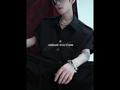 360-degree video showing all angles of this structured shoulder metal-button polo shirt