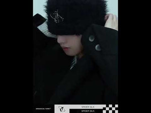 360-degree video showing the fluffy knit beanie from all angles, highlighting the pearl details and thickness