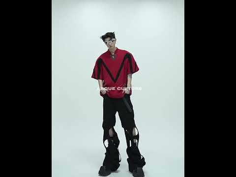 360-degree video showcasing all angles of the oversized color-block sleeveless tee with urban streetwear details