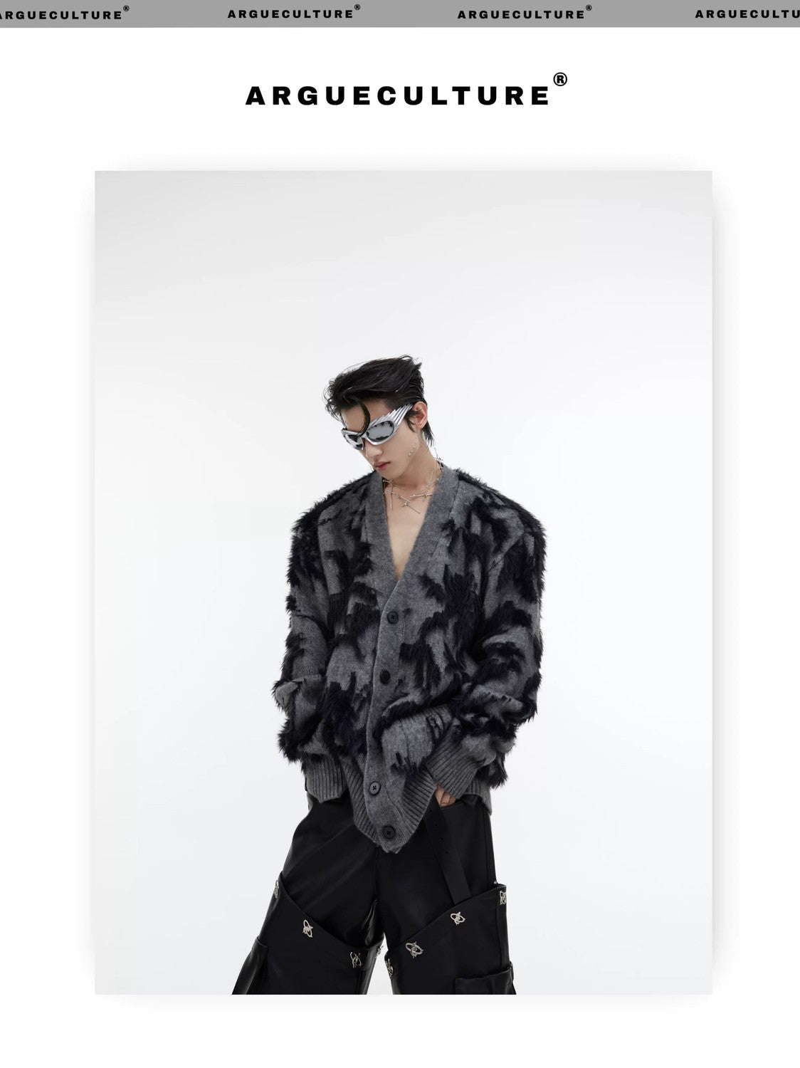 desc::retro-jacquard-faux-mink-cardigan-oversized-v-neck-detail-img-4