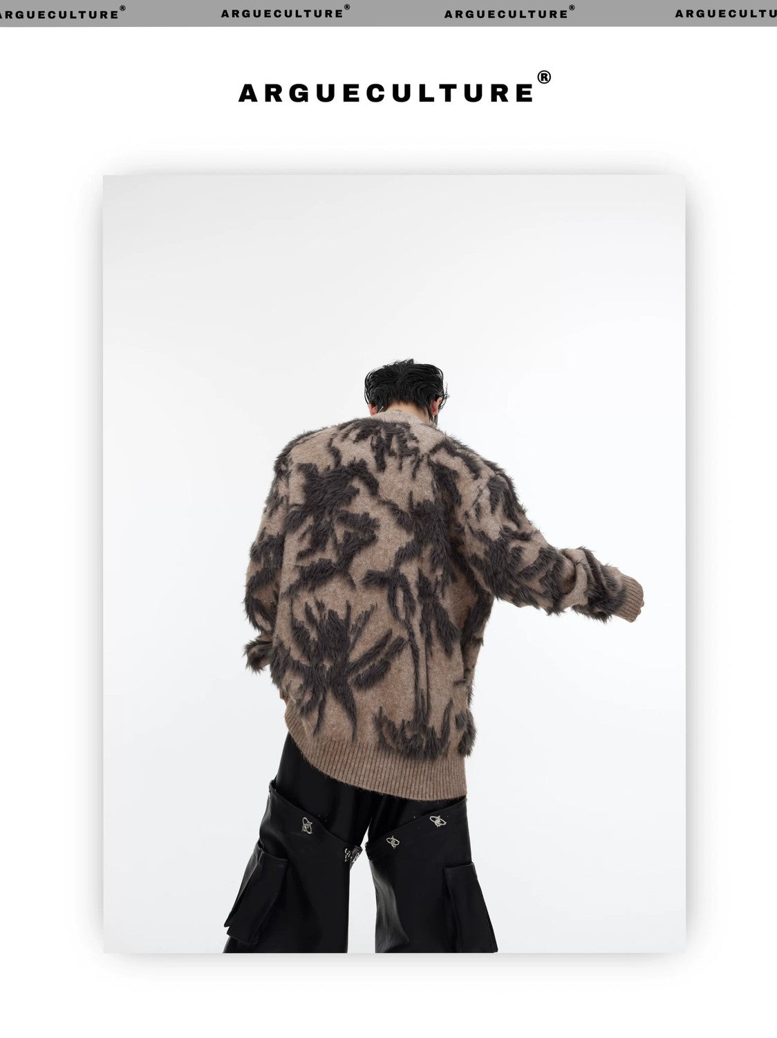 desc::retro-jacquard-faux-mink-cardigan-oversized-v-neck-detail-img-7