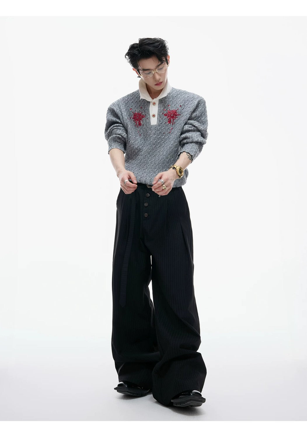 desc::retro-sequin-lapel-knit-sweater-diamond-button-top-detail-img-8