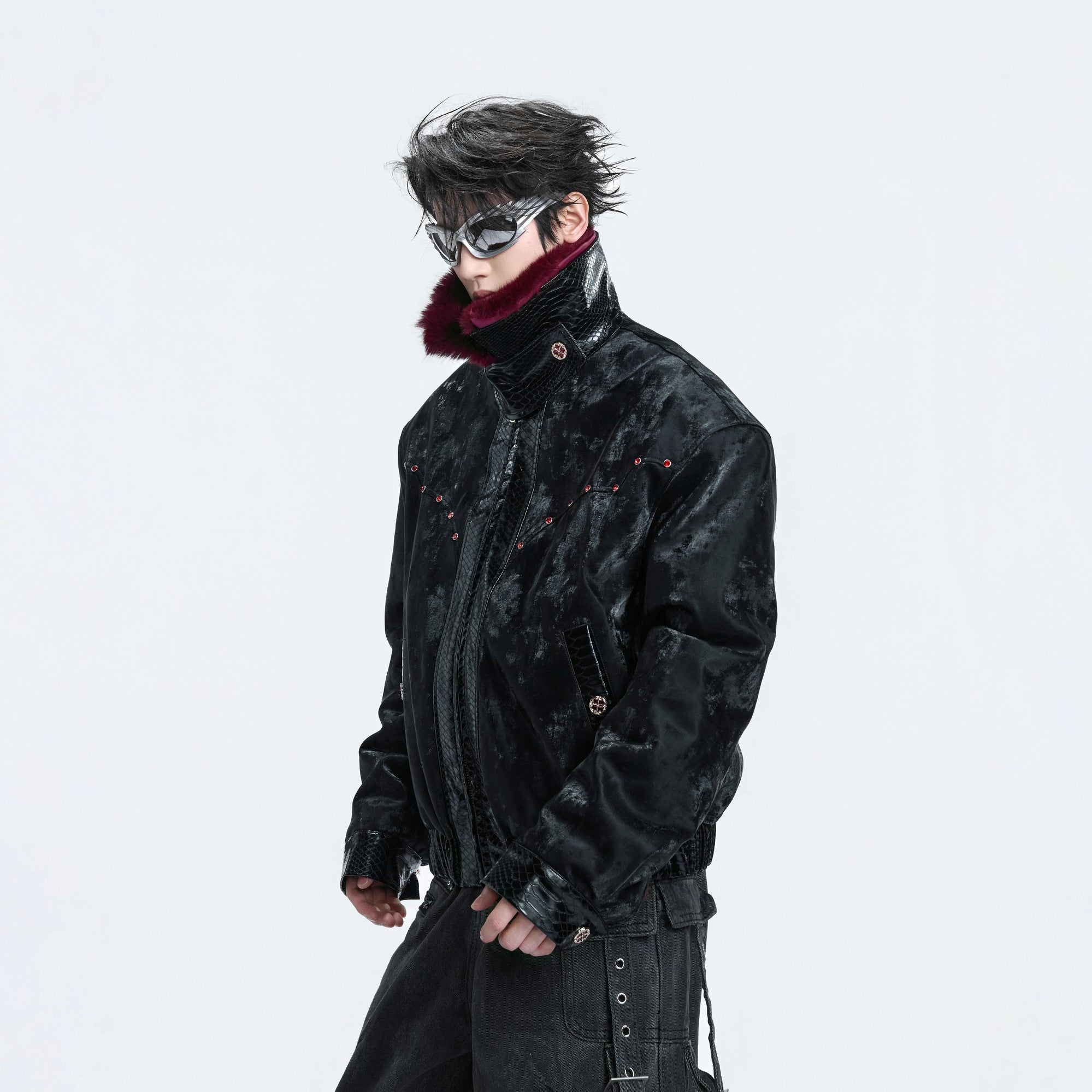 Close-up of the premium plush faux fur collar on a winter jacket.