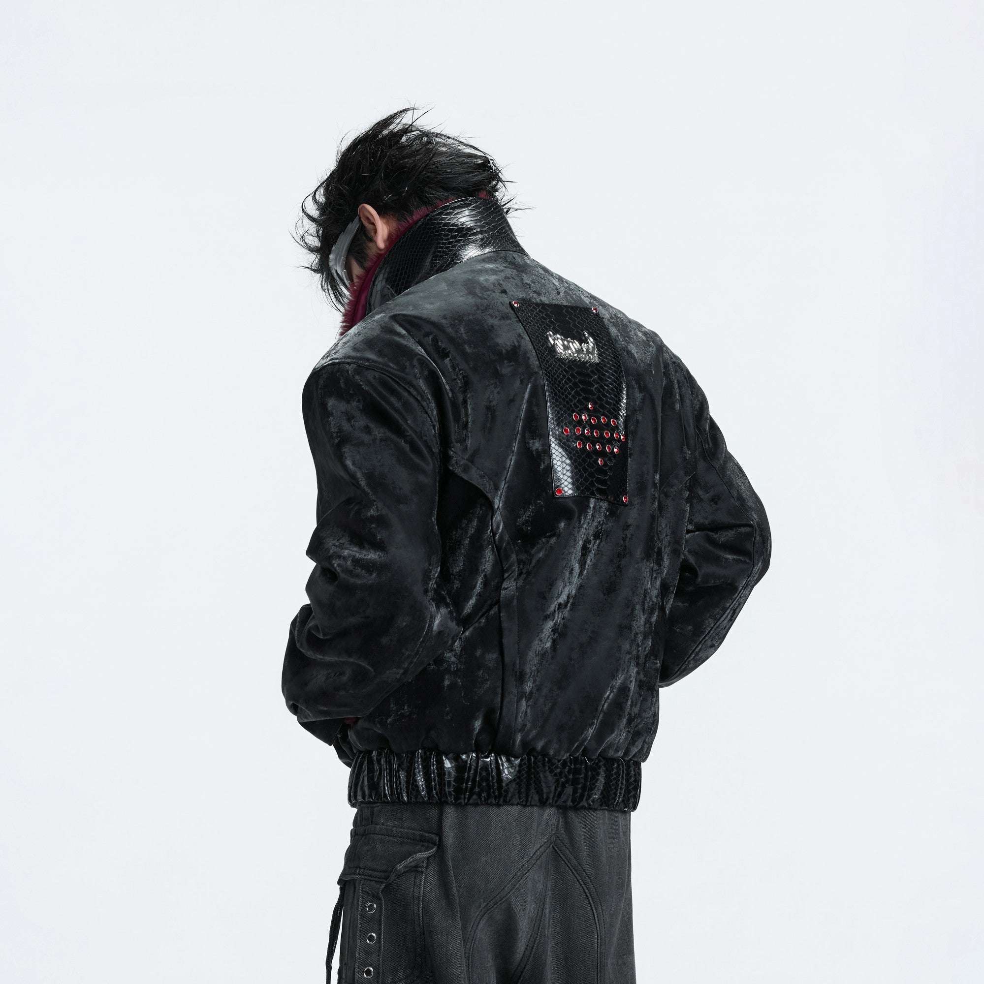 Oversized black and red reversible streetwear jacket for winter.