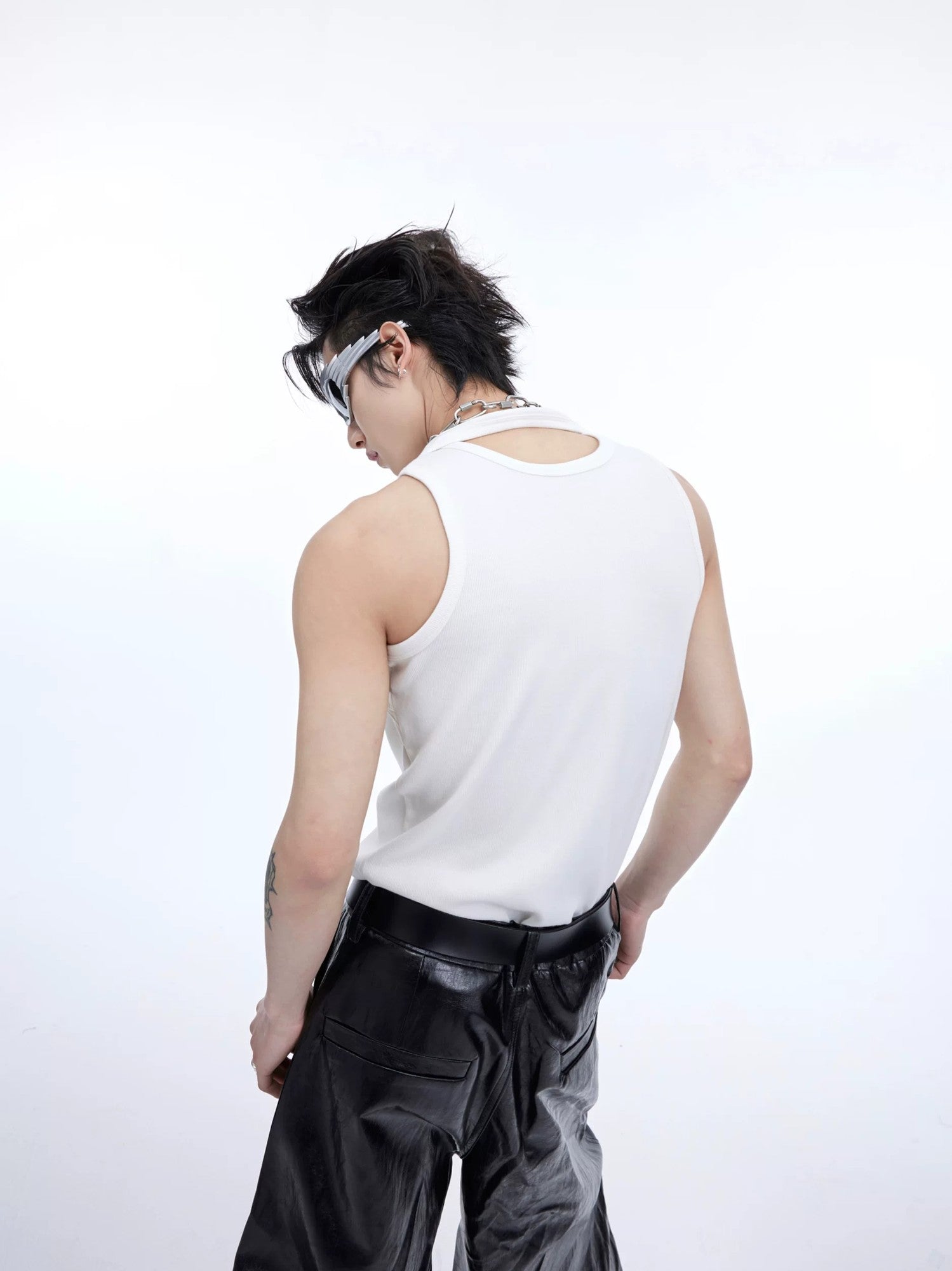 Streetwear style black ribbed tank top with double shoulder straps