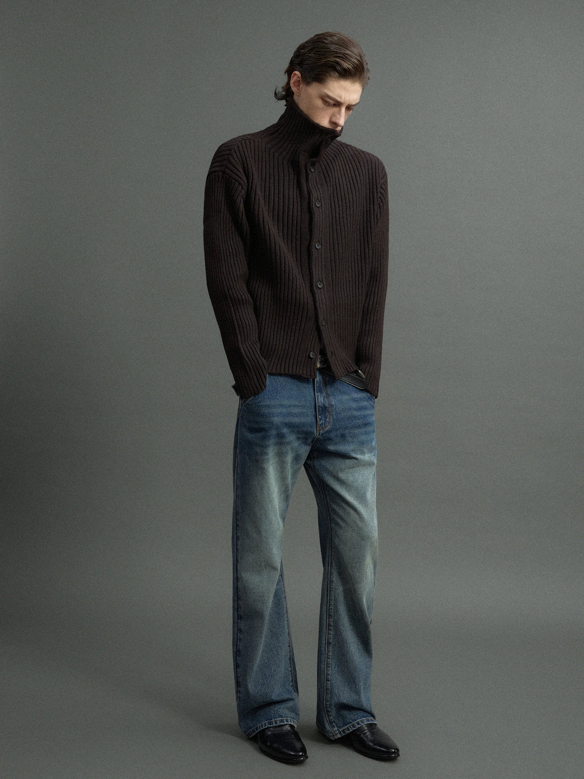 Ribbed Knit Cardigan with Stand Collar and Short Fit - main image 5