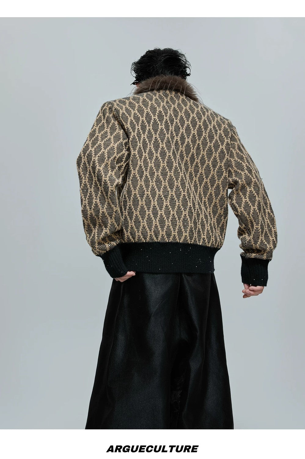 desc::sequin-heavyweight-knit-cardigan-with-rabbit-hair-collar-detail-img-7